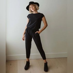 Albion XL Athlesure Comfy Fit Black Jumpsuit Ankle Zippers Pockets Elastic Waist
